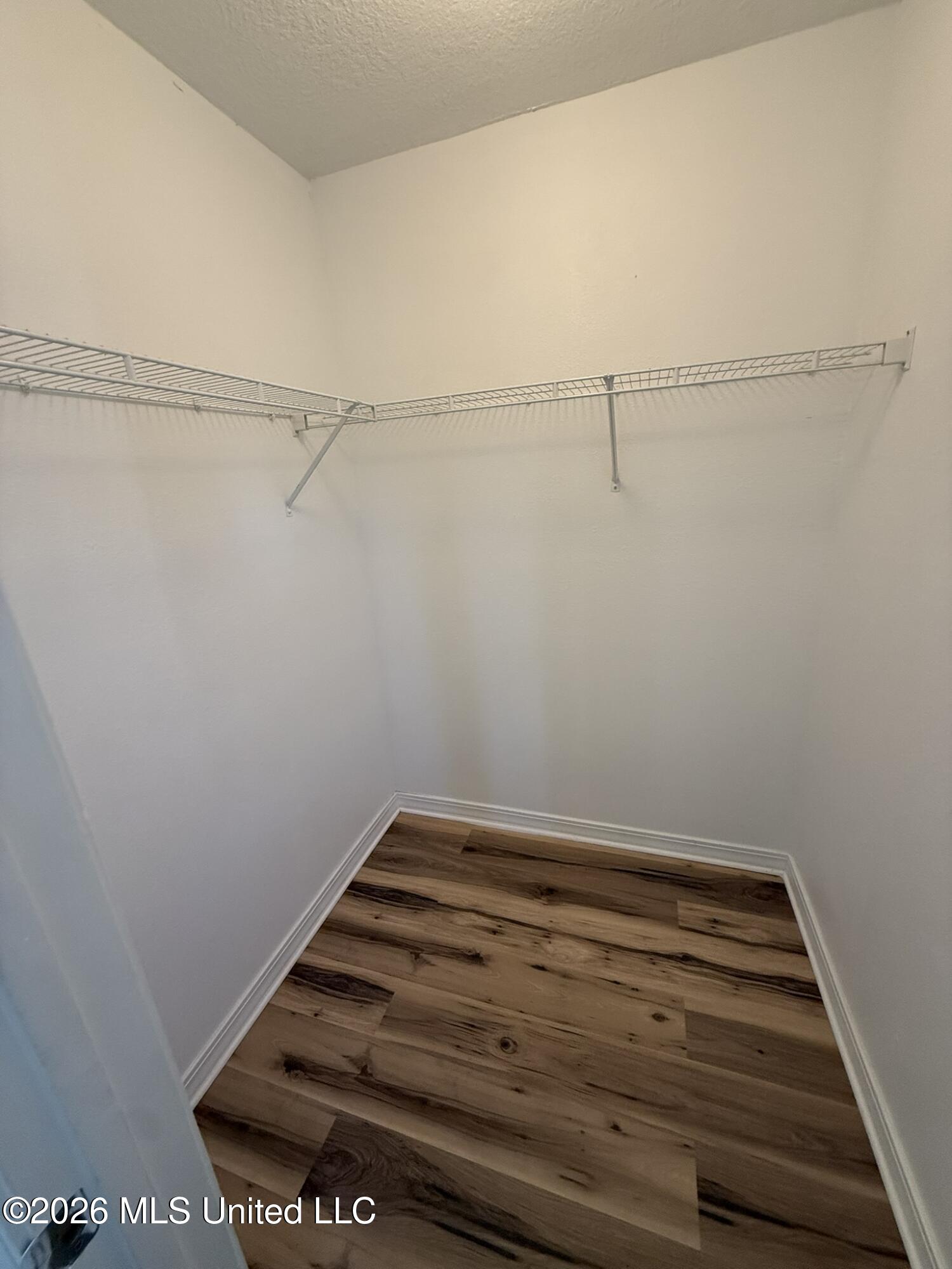 1625 Martin Bluff Road, Unit 54 Gautier, MS 39553 - Photo 10 of 13 IMG_9422