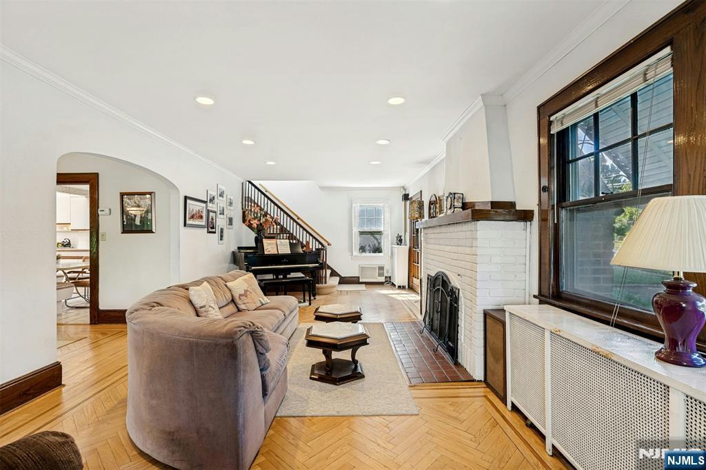 30 Brinkerhoff Avenue Teaneck, NJ 07666 - Photo 5 of 33