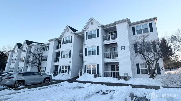 $2,350 | 226 Waterford Drive, Edison, NJ 08817
