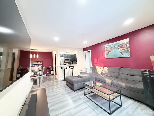 $2,350 | 226 Waterford Drive, Edison, NJ 08817