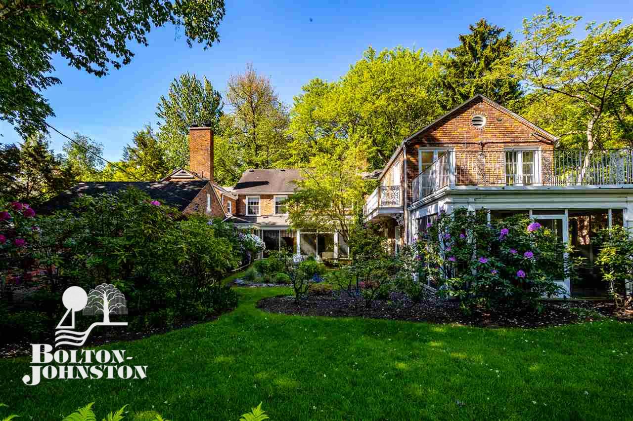 94 Touraine Road Grosse Pointe, MI 48236 - Photo 87 of 95 50012602-86.JPG