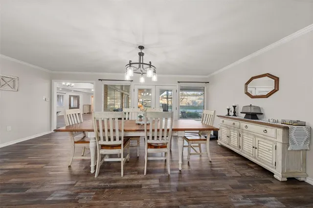 $449,900 | 506 East Ave G, Valley Mills, TX 76689