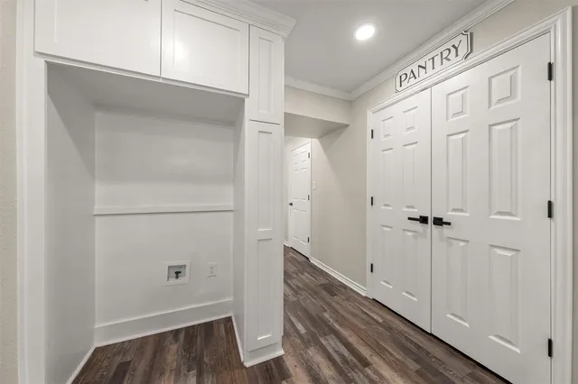 $449,900 | 506 East Ave G, Valley Mills, TX 76689