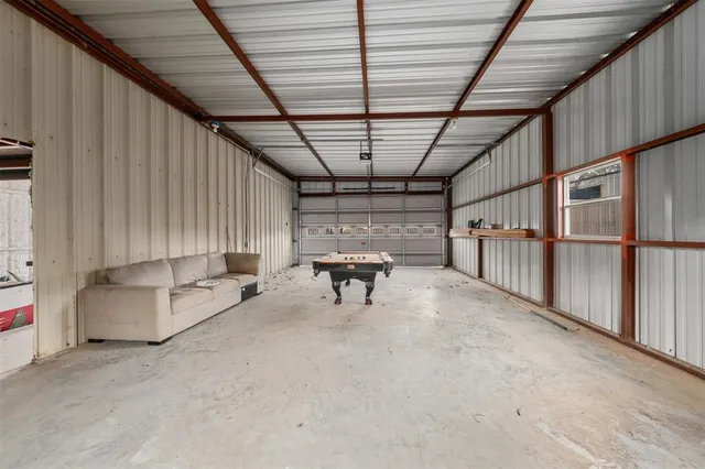 $449,900 | 506 East Ave G, Valley Mills, TX 76689