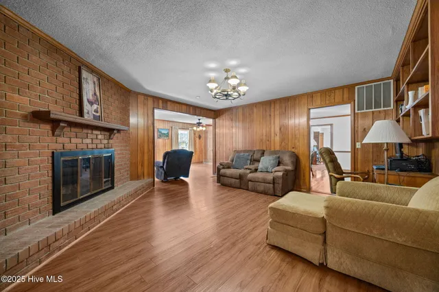 $450,000 | 3359 Us Highway South, Asheboro, NC 27205