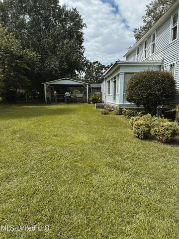 $275,000 | 502 East Georgetown Street, Crystal Springs, MS 39059