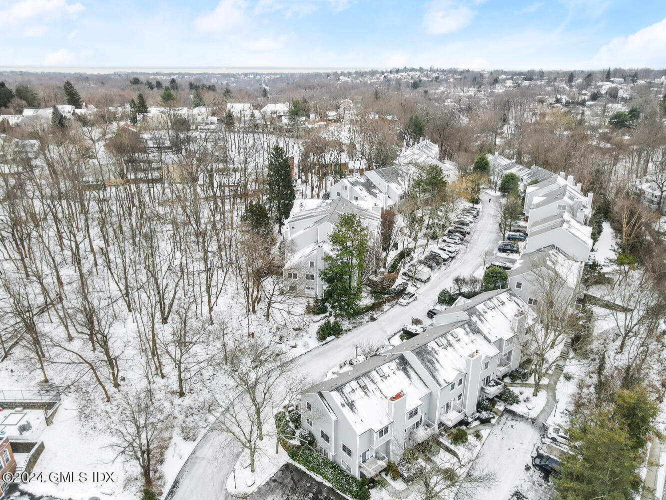 351 Pemberwick Road, Unit 915 Greenwich, CT 06831 - Photo 18 of 19 a view of a city