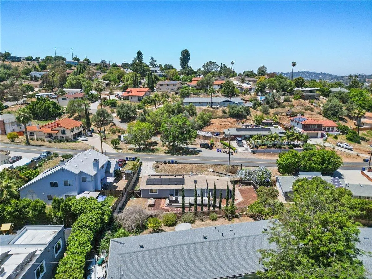 3419 South Barcelona Street Spring Valley, CA 91977 - Photo 3 of 40