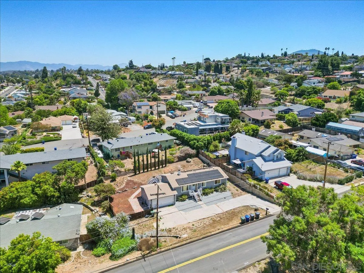 3419 South Barcelona Street Spring Valley, CA 91977 - Photo 8 of 40
