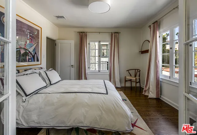 $2,099,000 | 6749 Whitley Terrace, Los Angeles, CA 90068