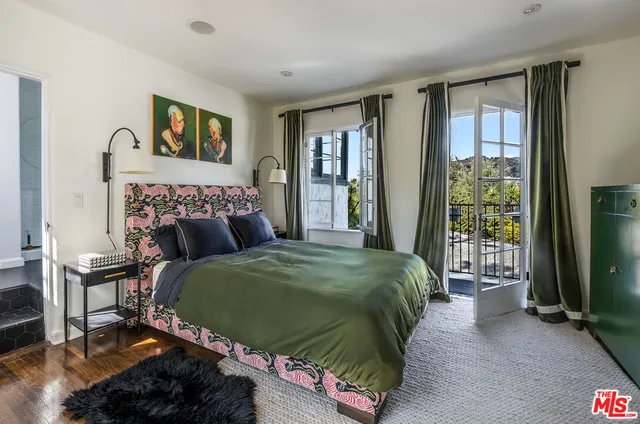 $2,099,000 | 6749 Whitley Terrace, Los Angeles, CA 90068