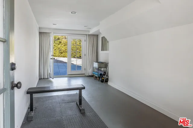 $2,099,000 | 6749 Whitley Terrace, Los Angeles, CA 90068