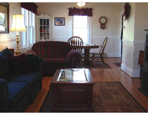 22 Columbia Road North Andover, MA 01845 - Photo 9 of 12 Gallery Image 9