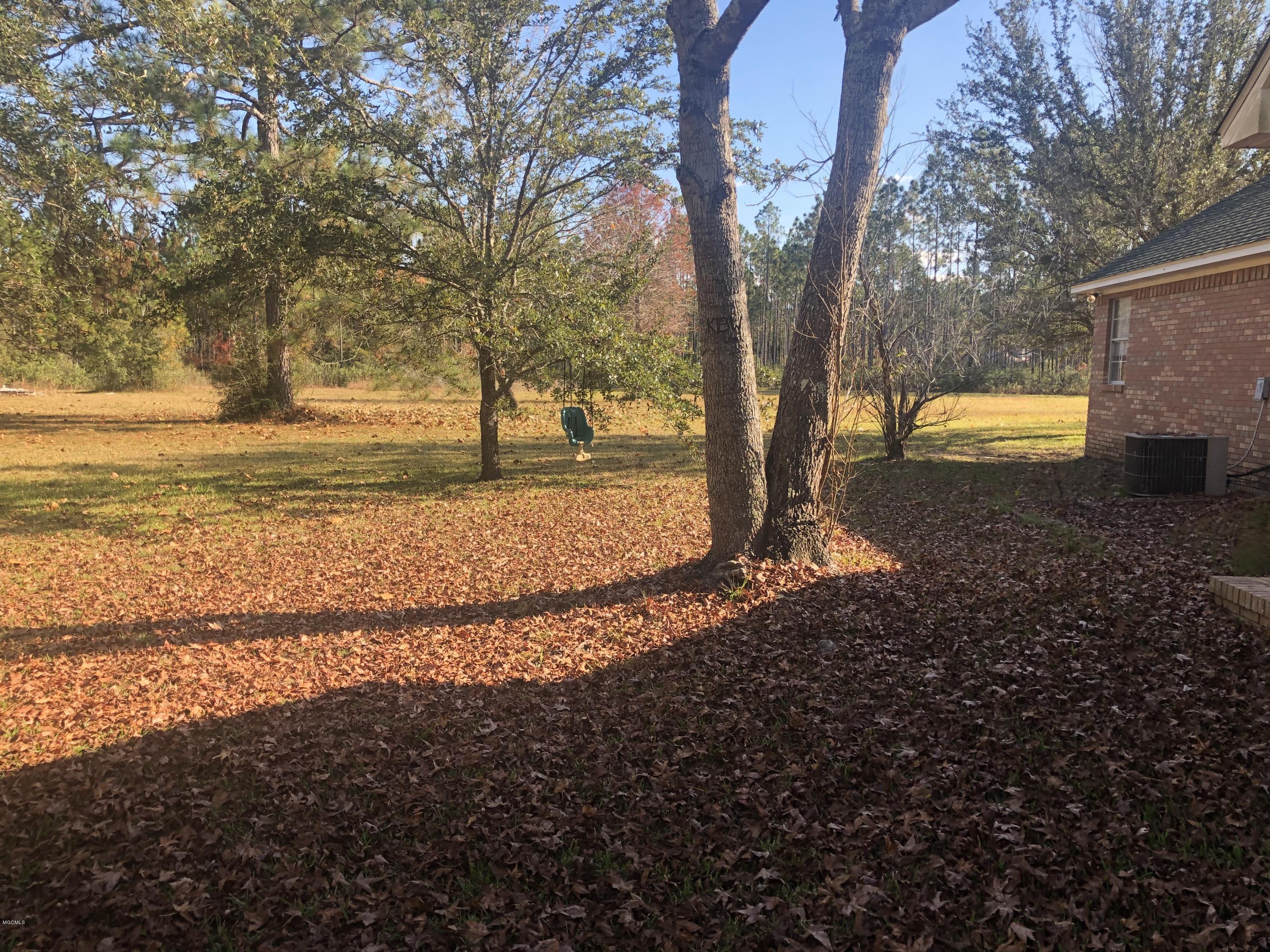 15324 Wolf Ridge Road Moss Point, MS 39562 - Photo 8 of 31 A818FAA4-8F62-49BA-9D81-9DF71DE3989B