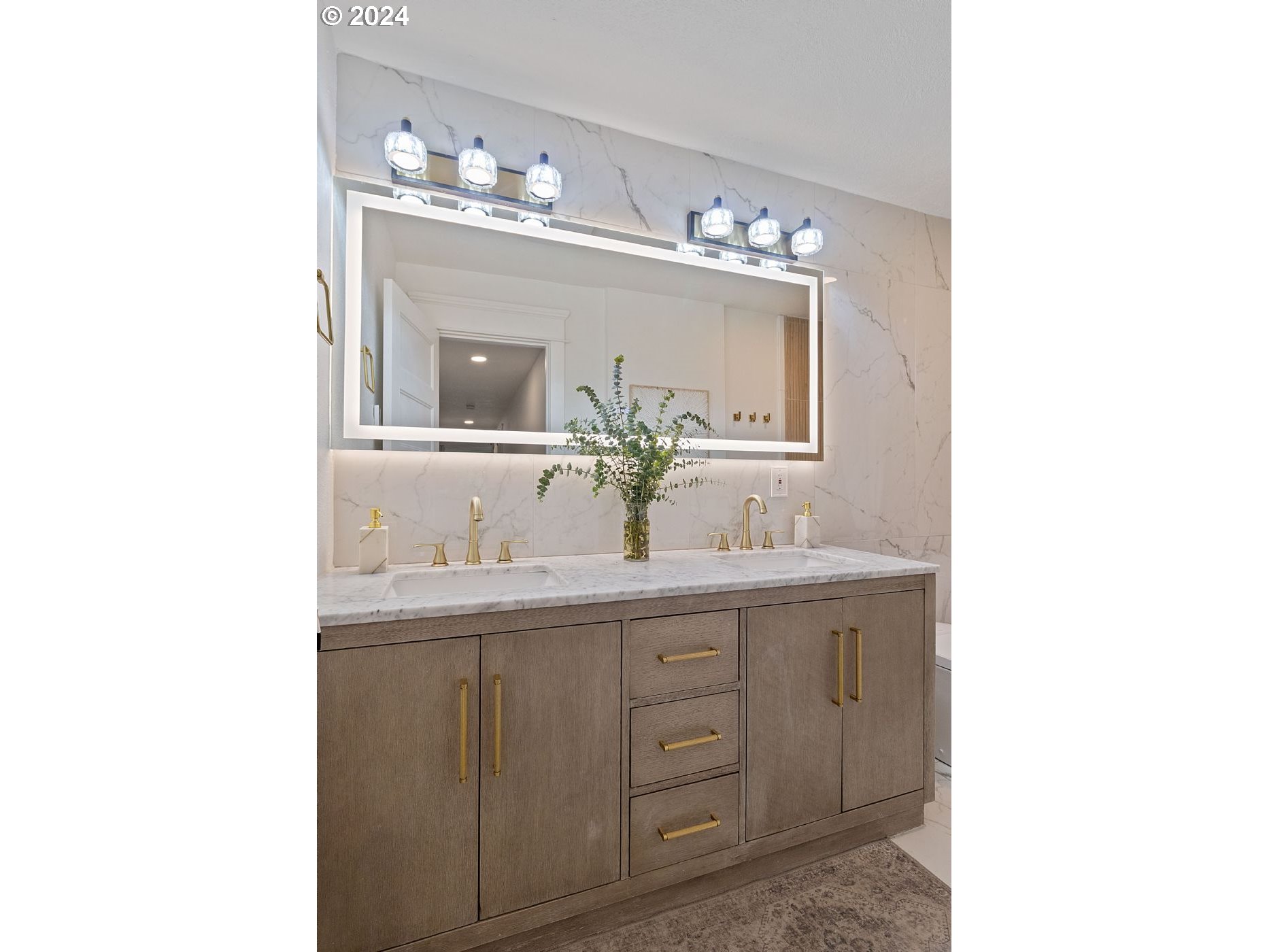 200 Southwest Burnham Road, Unit 410 Lake Oswego, OR 97034 - Photo 13 of 20 Gallery Image 13