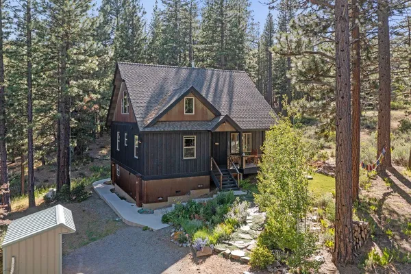 $439,000 | 305 Mountain View Road, Calpine, CA 96124
