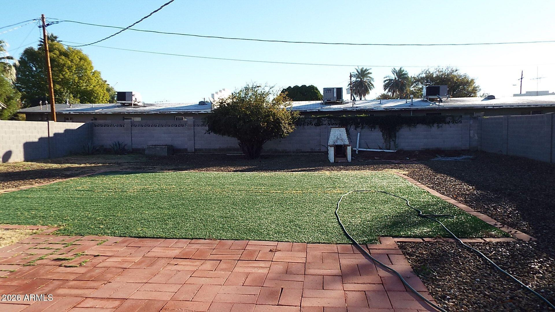 4331 North 20th Street Phoenix, AZ 85016 - Photo 13 of 13 a view of a backyard of the house