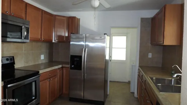 $2,295 | 4331 North 20th Street, Phoenix, AZ 85016