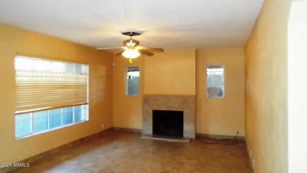 $2,295 | 4331 North 20th Street, Phoenix, AZ 85016