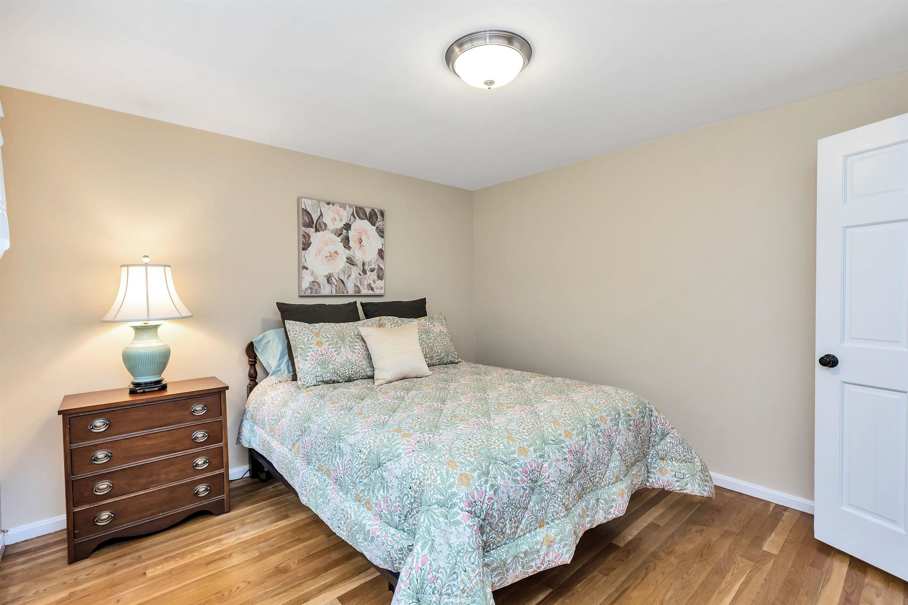 8 Madison Lane Amherst, NH 03031 - Photo 21 of 40 Gallery Image 21