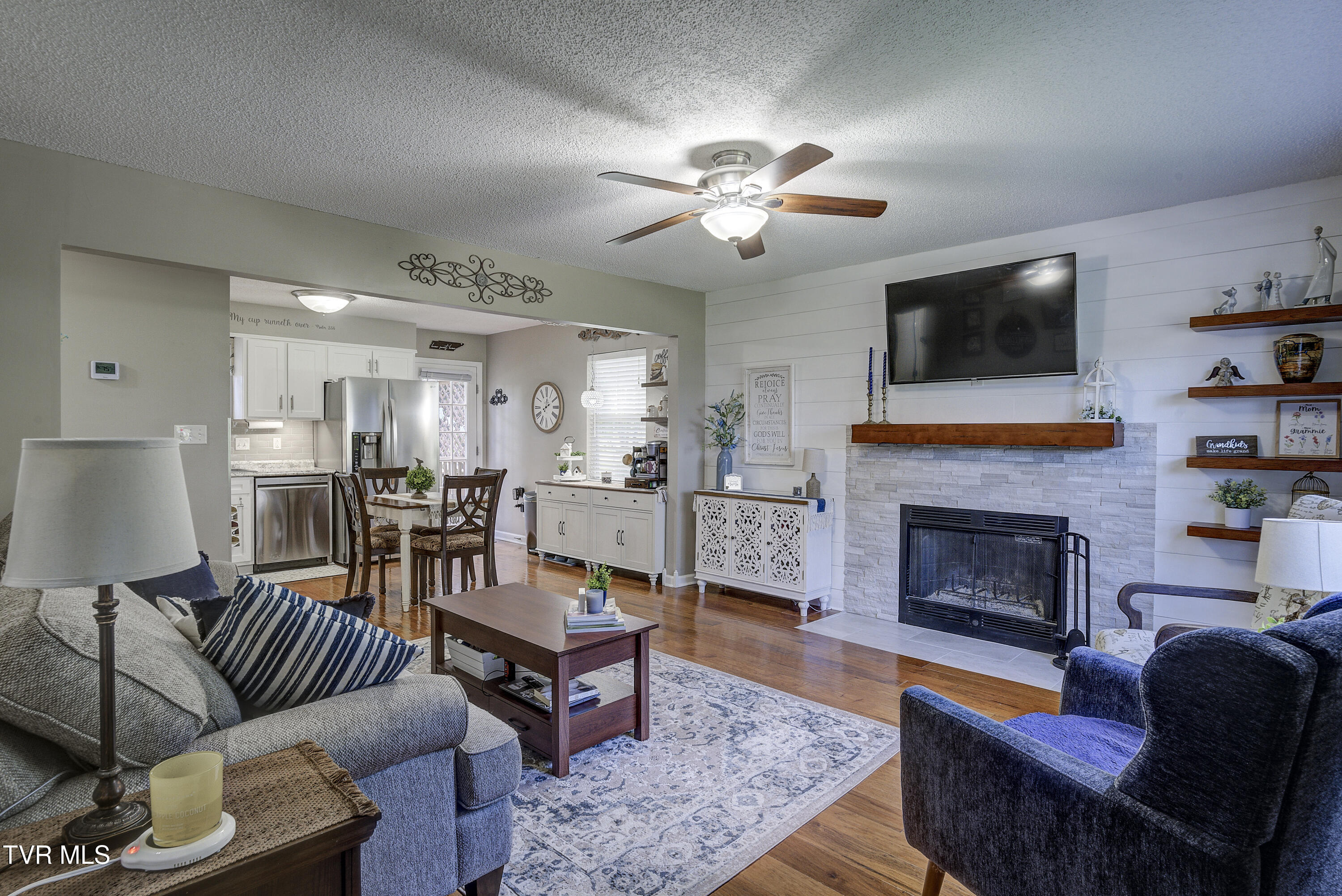 262 Ridgeview Drive Gray, TN 37615 - Photo 4 of 51 Ridgeview-1