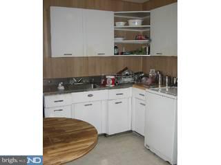 2 Cloister Road Levittown, PA 19057 - Photo 3 of 5