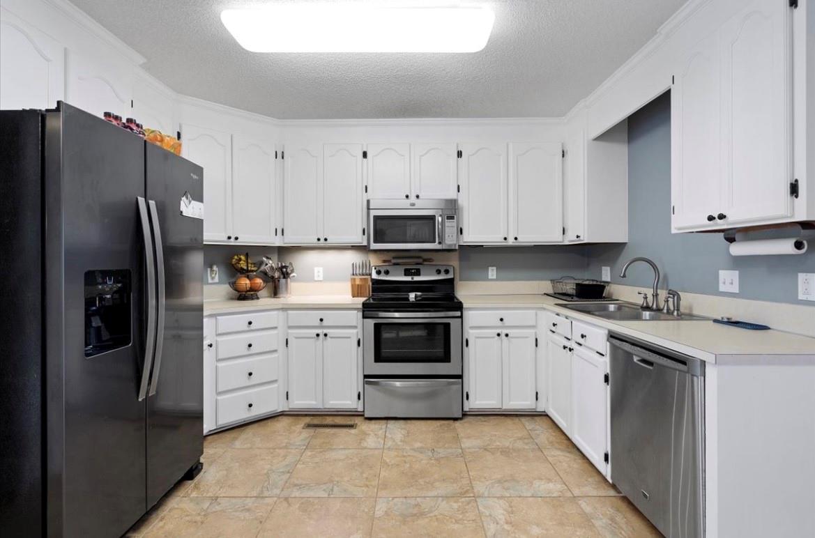 641 Peacehaven Road Kannapolis, NC 28083 - Photo 9 of 23 Gallery Image 9