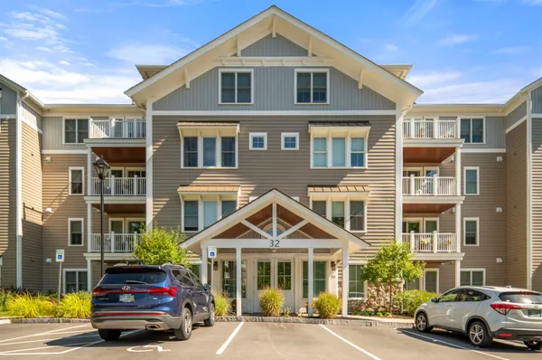 $589,900 | 32 Willey Creek Road, Unit 303, Exeter, NH 03833