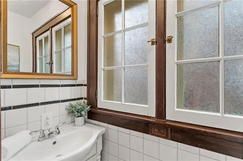 $885,000 | 6953 Reynolds Street, Pittsburgh, PA 15208