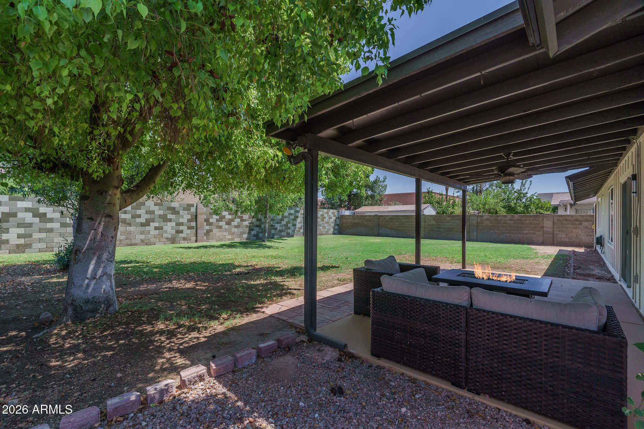 6626 West Phelps Road Glendale, AZ 85306 - Photo 2 of 34
