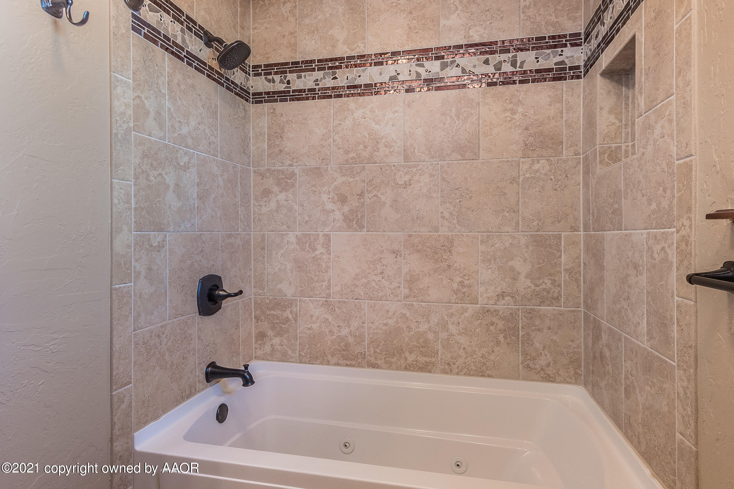 2100 West McAfee Road Amarillo, TX 79118 - Photo 25 of 38 025_Bath 2