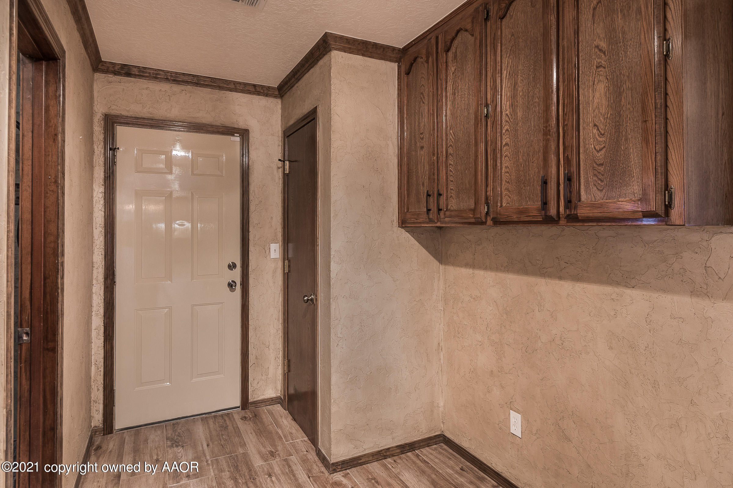 2100 West McAfee Road Amarillo, TX 79118 - Photo 28 of 38 028_Mud Room