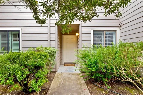 $379,000 | 599 Mission Boulevard, Santa Rosa, CA 95409