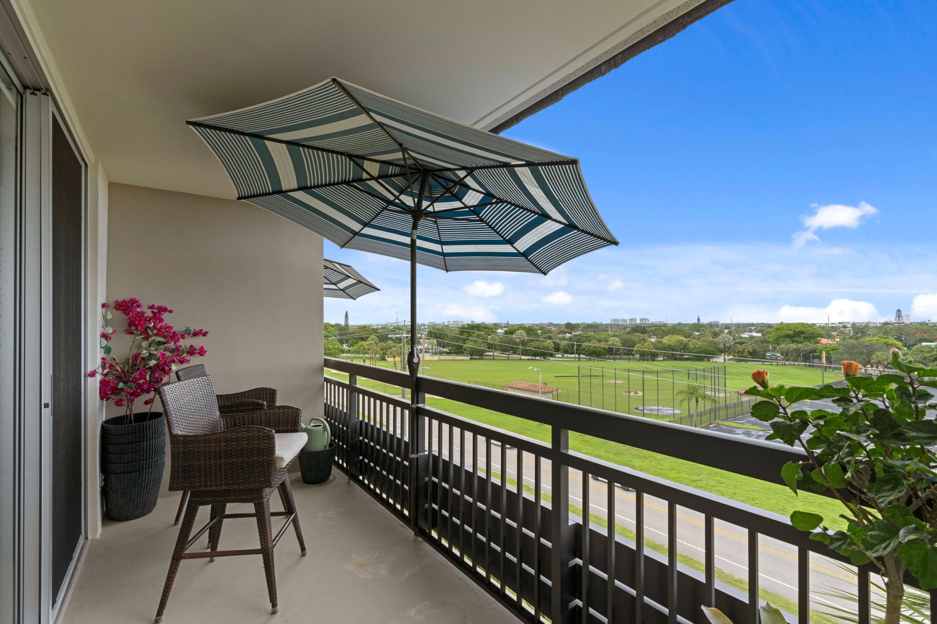 555 Northwest 4th Avenue, Unit 501 Boca Raton, FL 33432 - Photo 33 of 37 DSC03067.jpg-SMALL