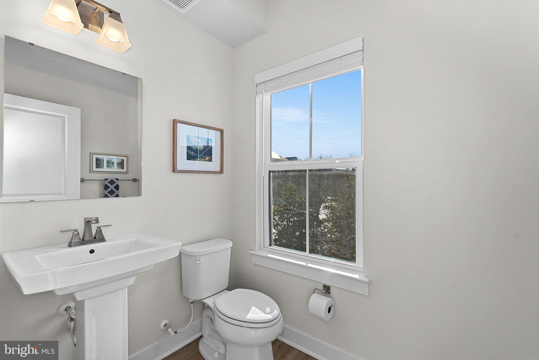 14522 George Carter Way Chantilly, VA 20151 - Photo 16 of 32 Main Level Powder Room