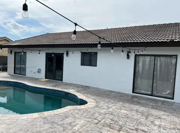 $3,700 | 20789 Southwest 129th Court, Unit 20789, Miami, FL 33177