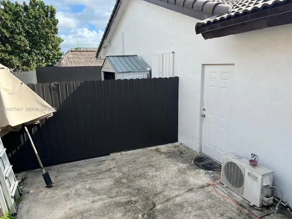 $3,700 | 20789 Southwest 129th Court, Unit 20789, Miami, FL 33177