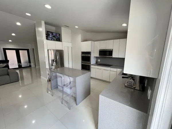 $3,700 | 20789 Southwest 129th Court, Unit 20789, Miami, FL 33177