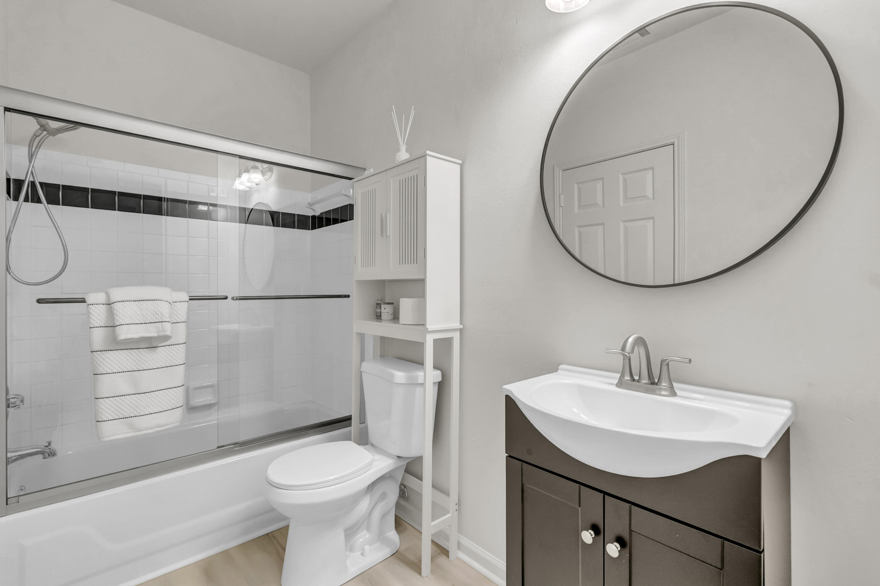 1921 Chatelain Way Mount Pleasant, SC 29464 - Photo 17 of 47 Bathroom