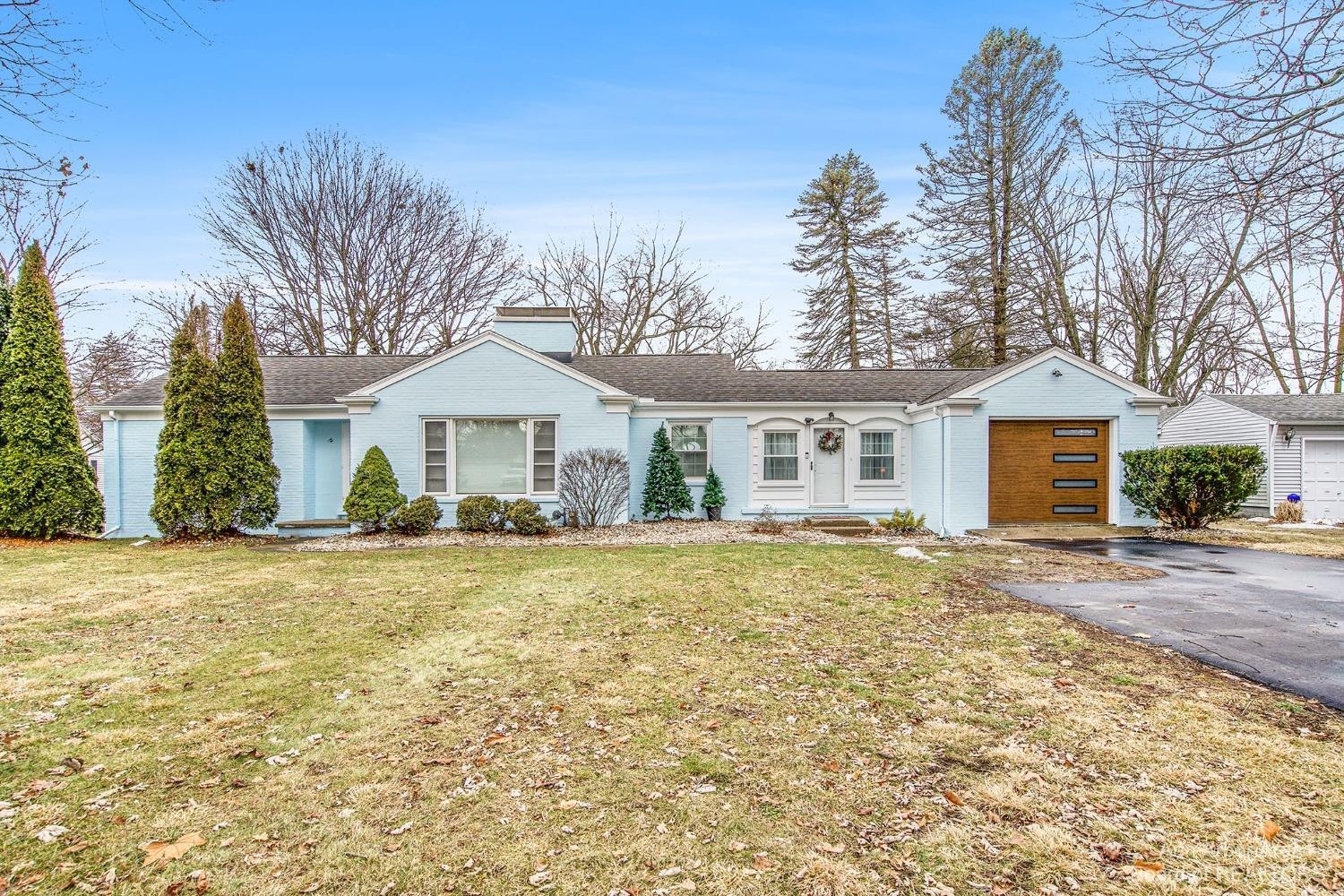 2261 Tayer Road Adrian, MI 49221 - Photo 1 of 25 Photo 1