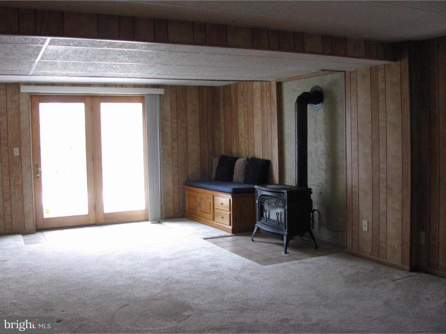 11 Raphael Road Hockessin, DE 19707 - Photo 19 of 25 a view of workspace with windows