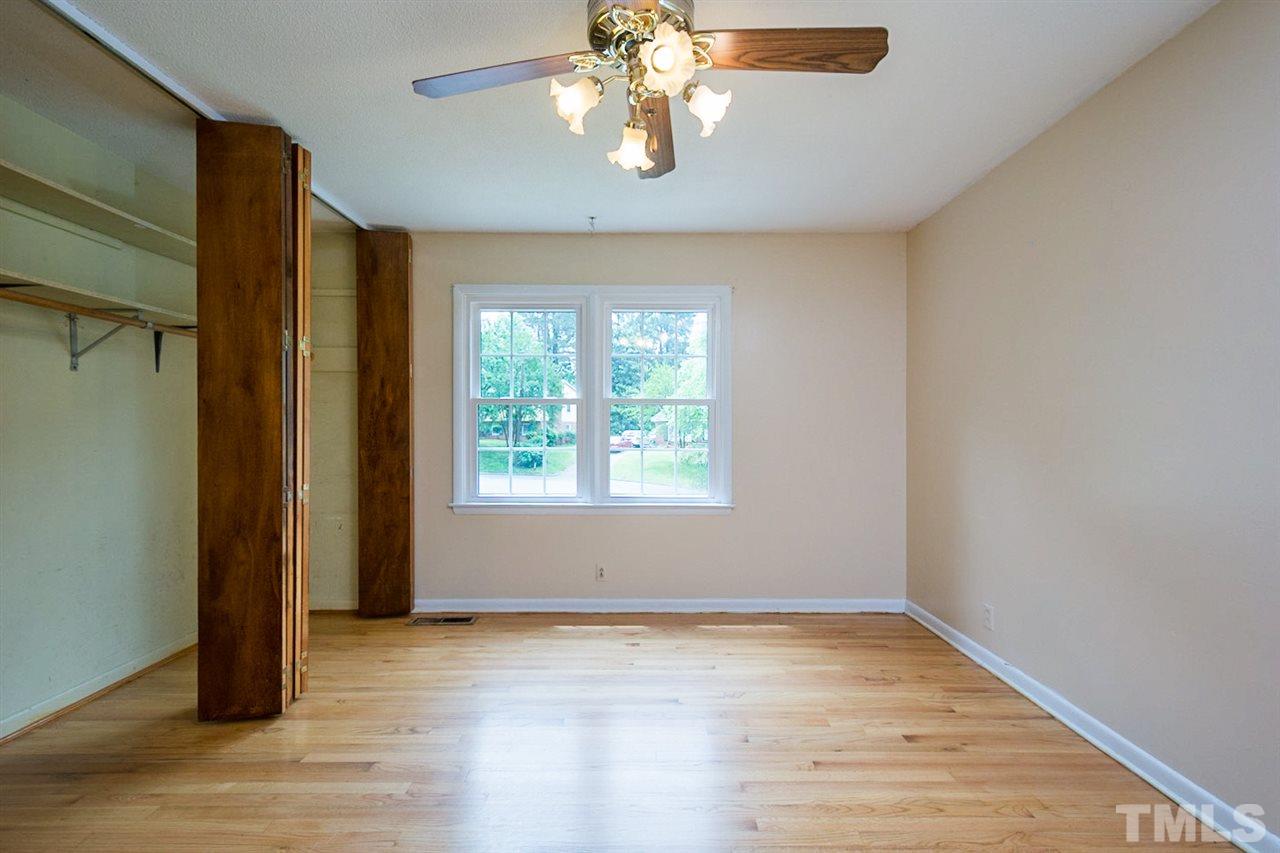 3505 Crofton Court Raleigh, NC 27604 - Photo 11 of 13