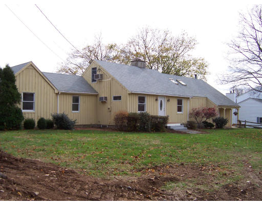 14 Olsen Road Peabody, MA 01960 - Photo 1 of 15 Gallery Image 1