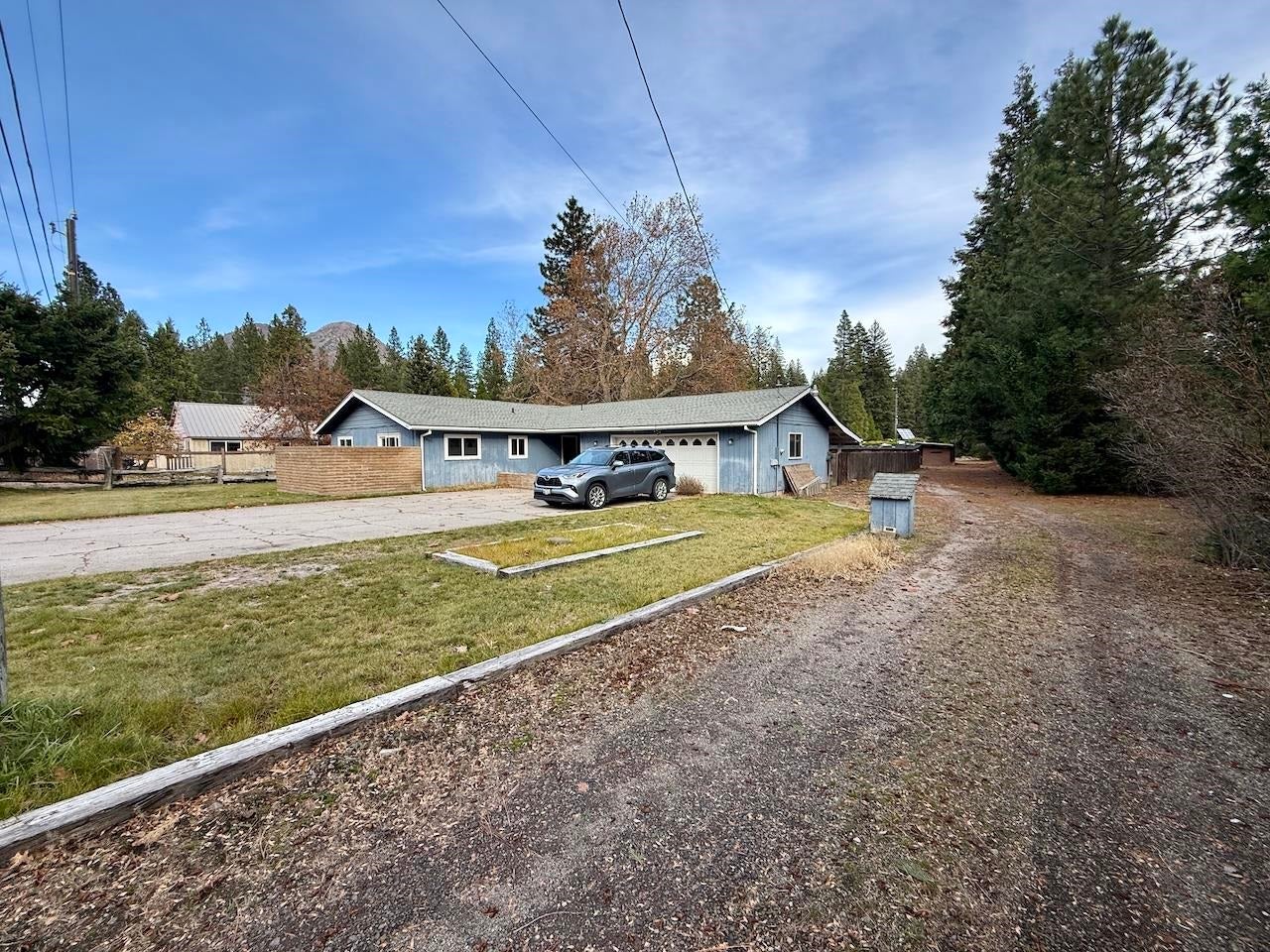 1400 Davis Place Road Mount Shasta, CA 96067 - Photo 3 of 38 Gallery Image 3