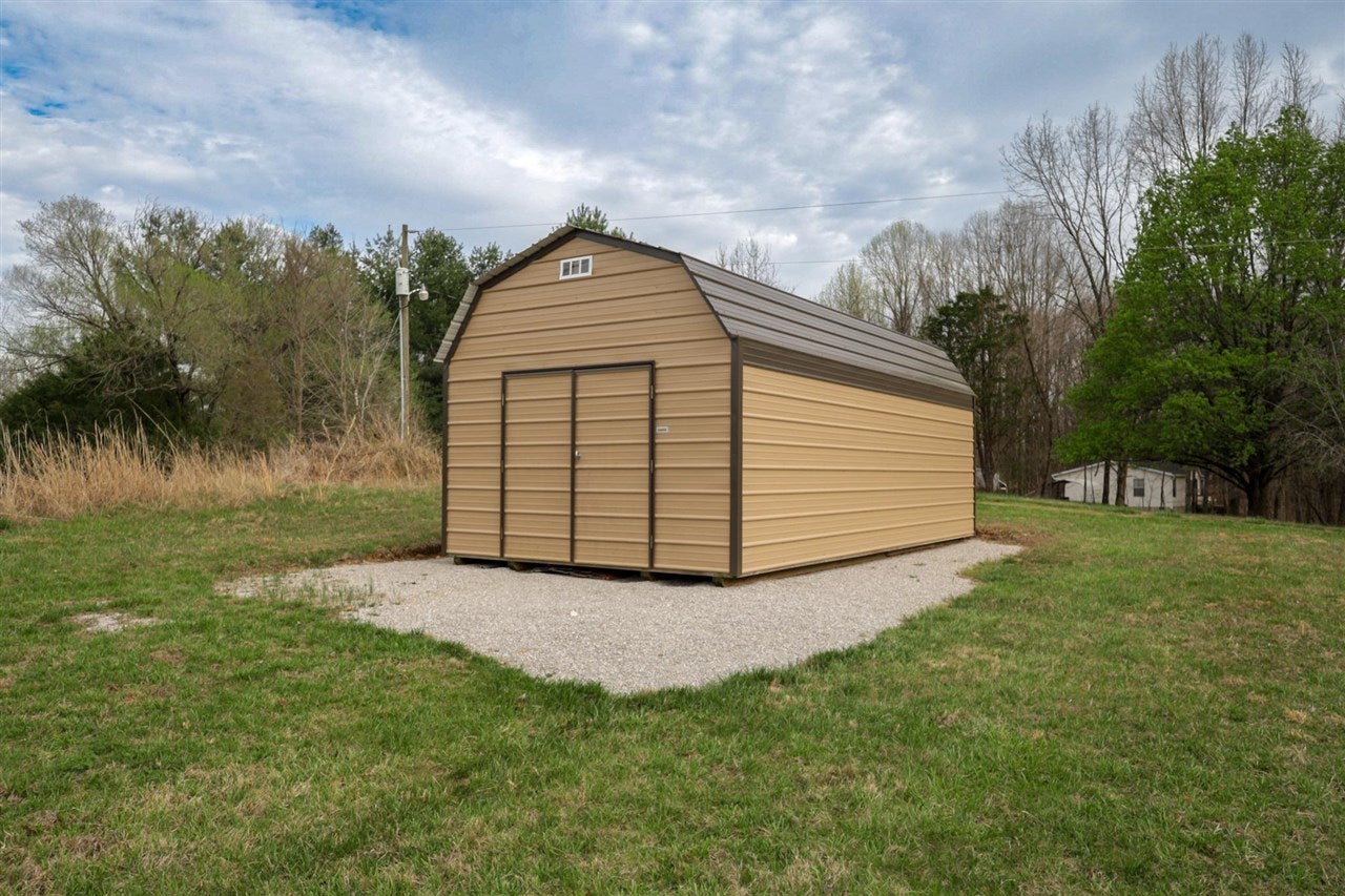 713 North Gillock Road Glasgow, KY 42141 - Photo 39 of 46 Gallery Image 39