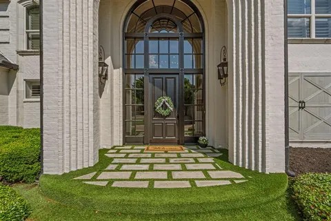 $2,750,000 | 6345 Meadows W Drive, Fort Worth, TX 76132