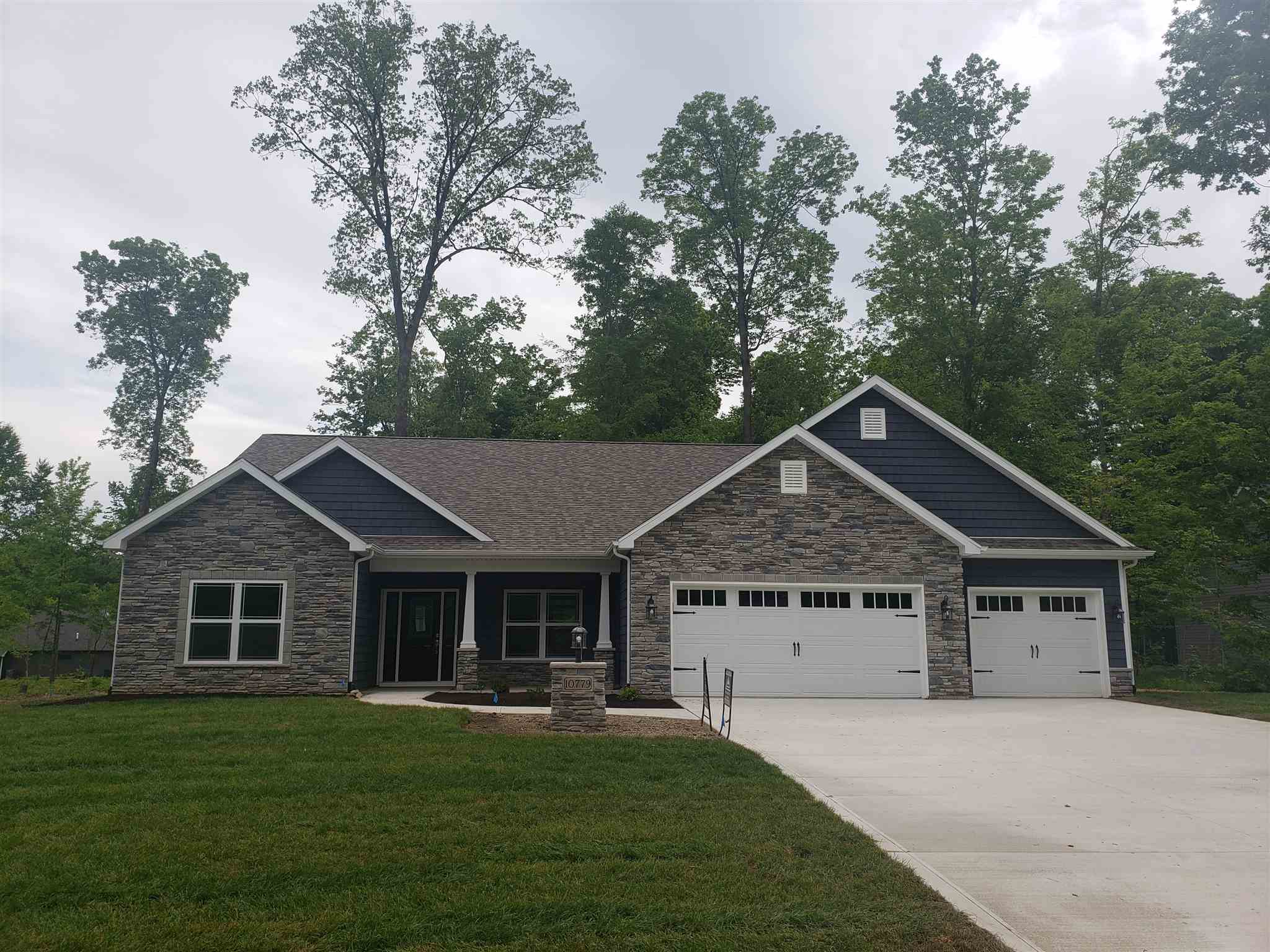 10779 Rothvale Lane Roanoke, IN 46783 - Photo 1 of 1