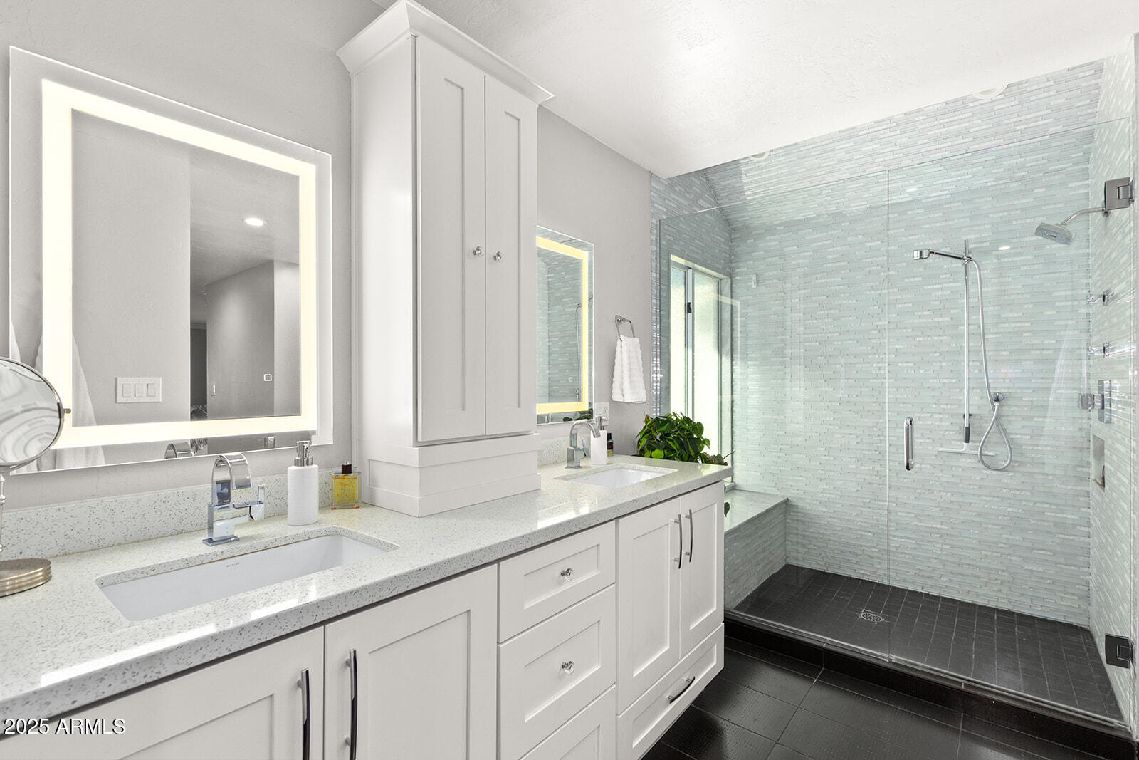 5822 North Scottsdale Road Paradise Valley, AZ 85253 - Photo 16 of 32 a spacious bathroom with double sink and a mirror