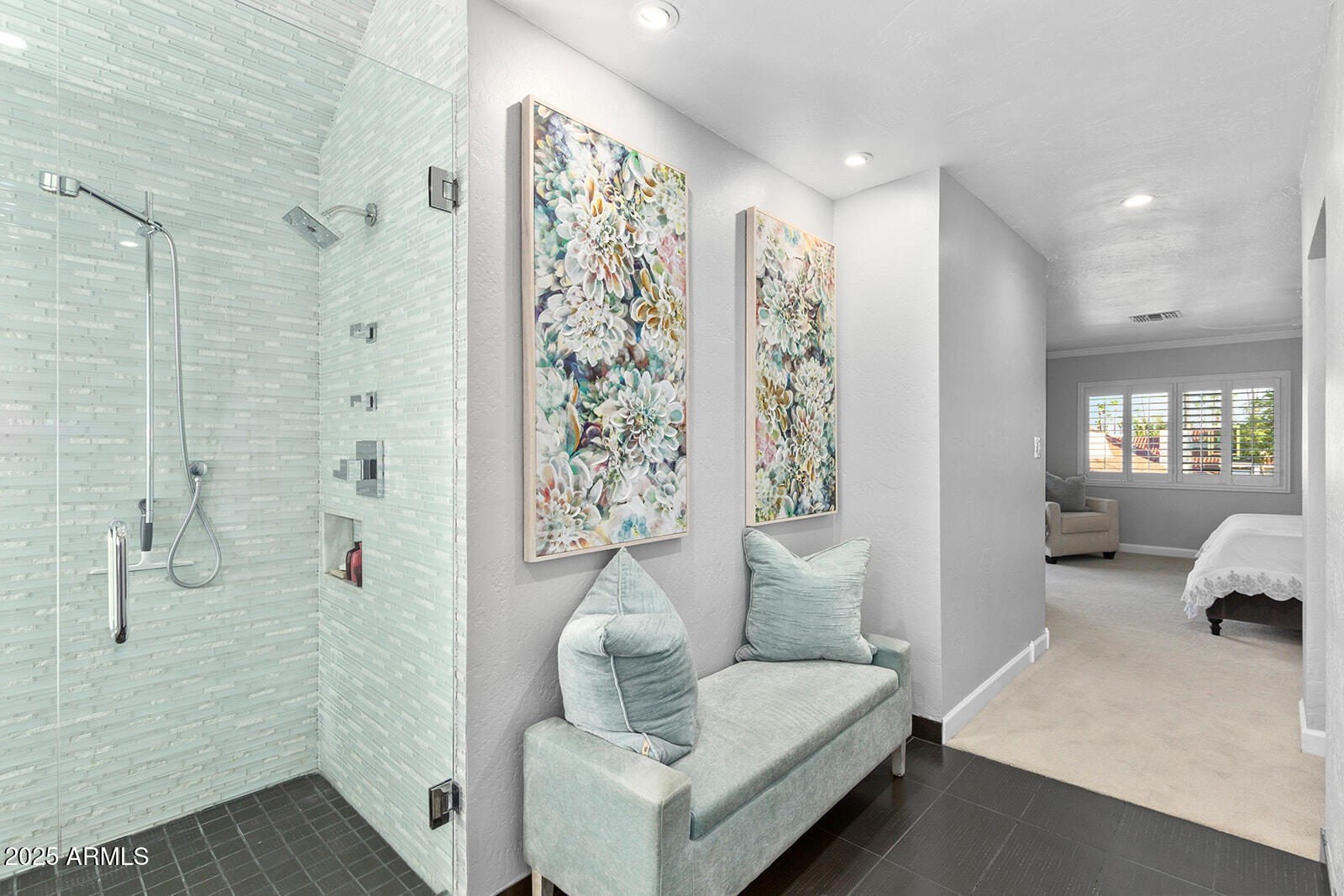 5822 North Scottsdale Road Paradise Valley, AZ 85253 - Photo 17 of 32 a living room with furniture and a rug