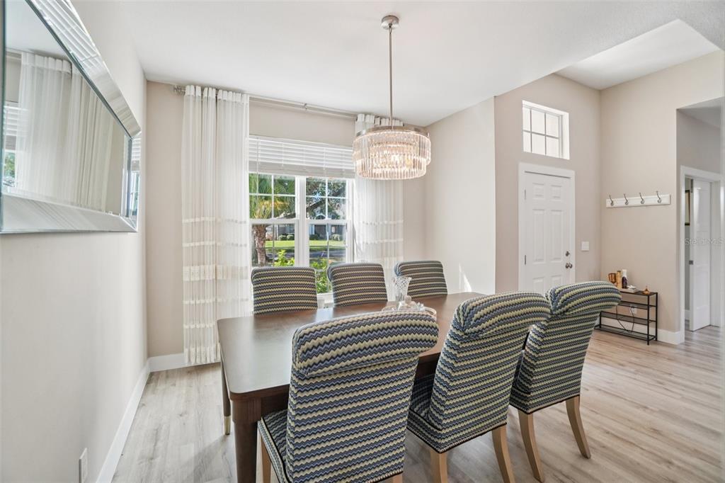 4909 Willow Ridge Terrace Valrico, FL 33596 - Photo 11 of 55